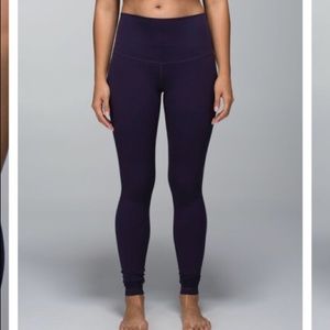Lululemon Wonder Under Pant Roll Down, purple, 6